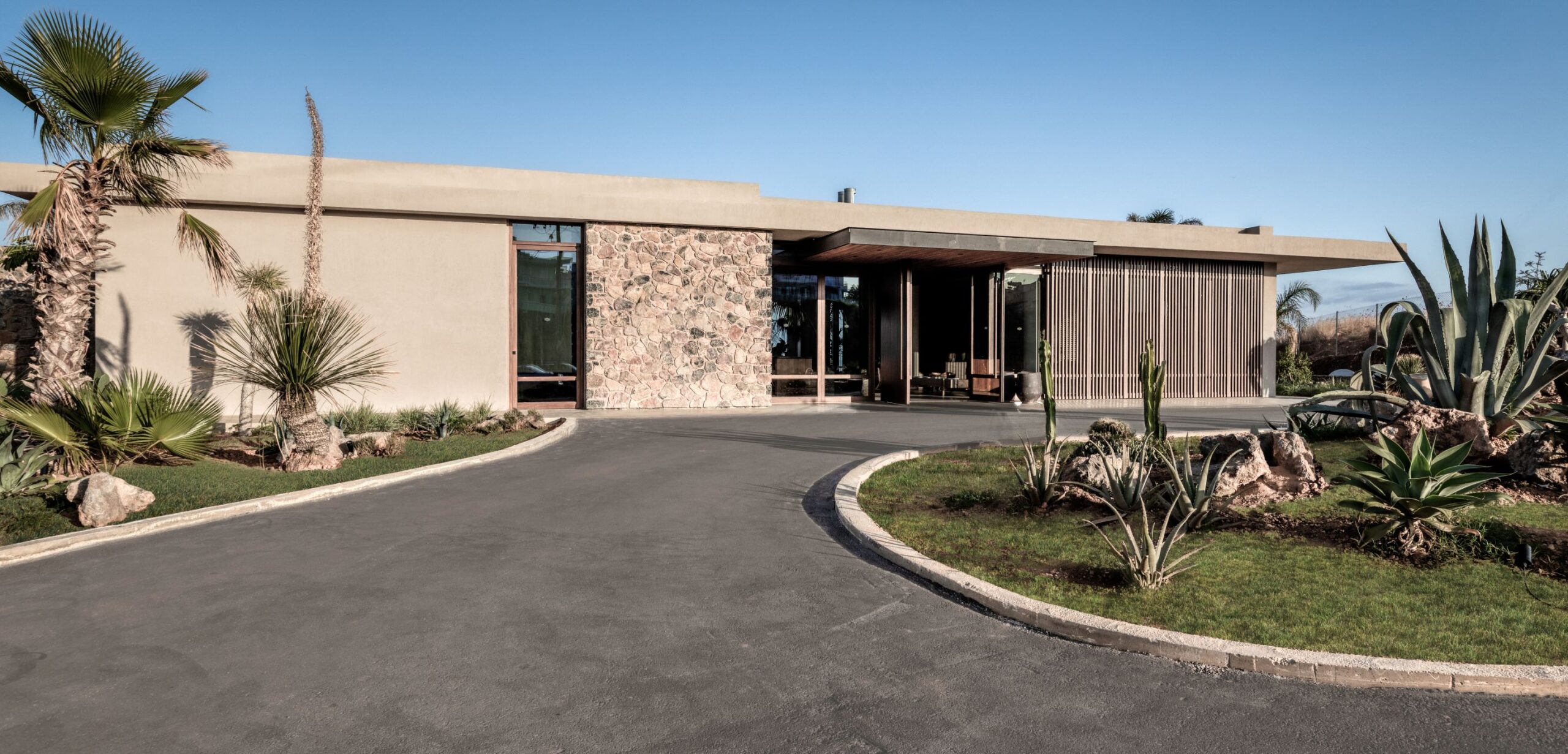 DOMES ZEEN CHANIA Slider 2